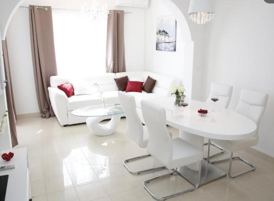 Villa Nera וודיצה מראה חיצוני תמונה